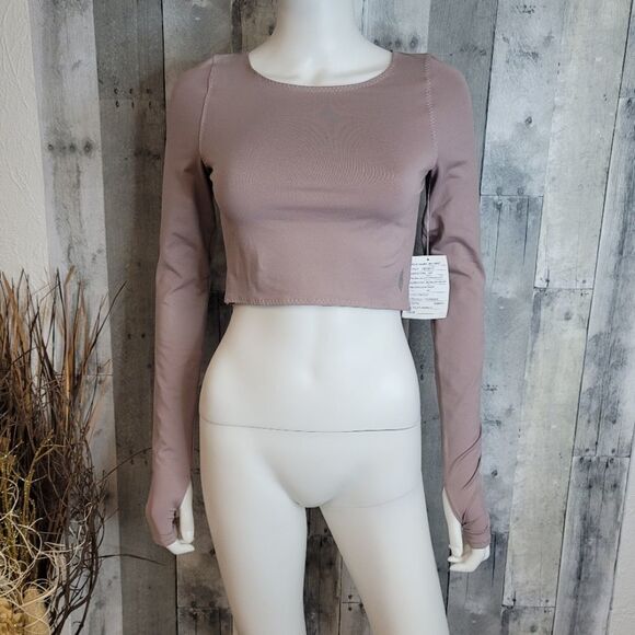 FREE People Very Prarie Layer Top In Mauve. - Picture 2 of 12